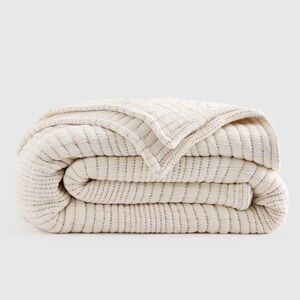 QUINCE Organic Cotton Channel Stitch Coverlet King/Cal King Undyed 4443
